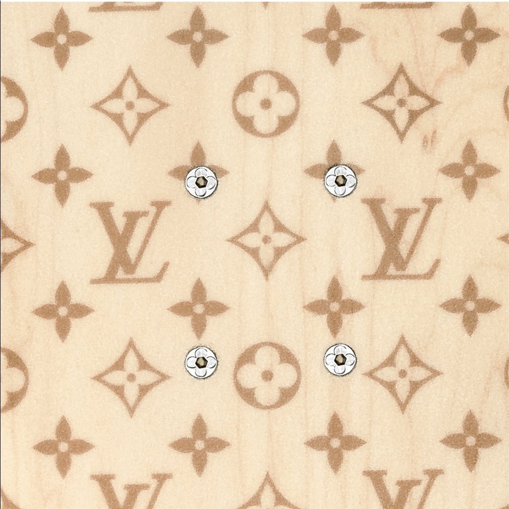Louis Vuitton Skateboard by Virgil Abloh - Picture 11 of 13